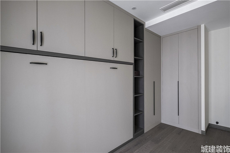 ��ɫ����140�ִ�װ��Ч��ͼ