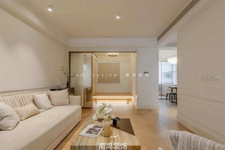 ���˸�/100�O/���װ��Ч��ͼ
