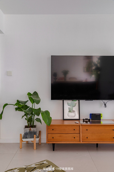 ��γ���͸� 120�O �����й�װ��Ч��ͼ