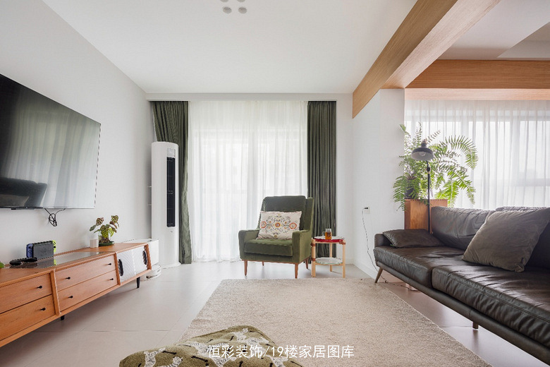 ��γ���͸� 120�O �����й�װ��Ч��ͼ