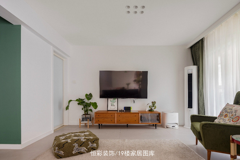 ��γ���͸� 120�O �����й�װ��Ч��ͼ