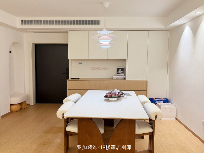 ����������|107ƽԭľ���ͷ�װ��Ч��ͼ