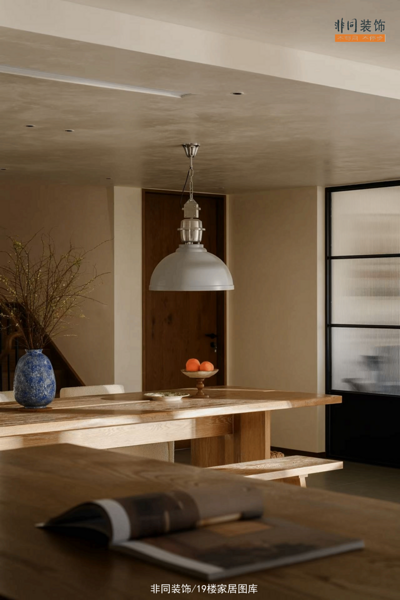 ��ɽ�£�������ԭľ�ľ������