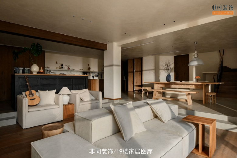 ��ɽ�£�������ԭľ�ľ������