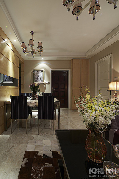 63ƽ��С���ĸ�ʽ��װ��Ч��ͼ