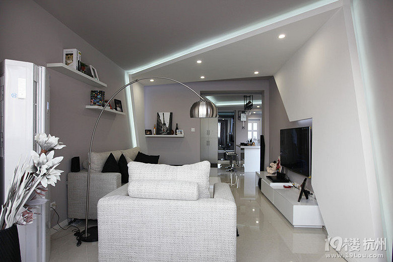 85��ڰ�ϵ�����װ��Ч��ͼ