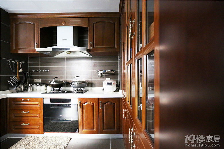 �Ϲ����ҵ��¿���ʽ����װ��Ч��ͼ