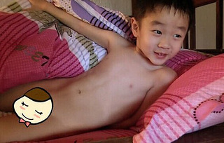 杨威儿子童言无忌:最喜欢多多 贝儿不漂亮