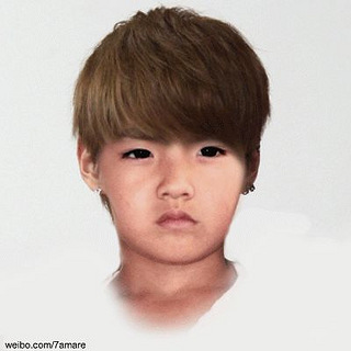 谁说每个男神都是天生丽质,看吴亦凡小时候,也曾经是个婴儿肥的小胖