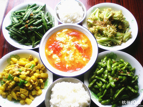 自创 2个人的午饭 四菜一汤15块都不到哦 19楼私房菜 杭州19楼手机版