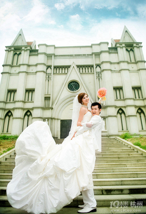 结婚照怎么挂有讲究