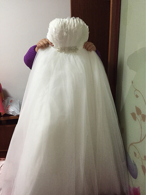 本人转卖婚纱一套,秀禾服一套,冬天结婚绝