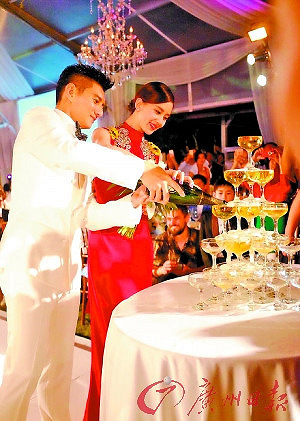 吴奇隆刘诗诗婚礼像《步步惊心》番外篇