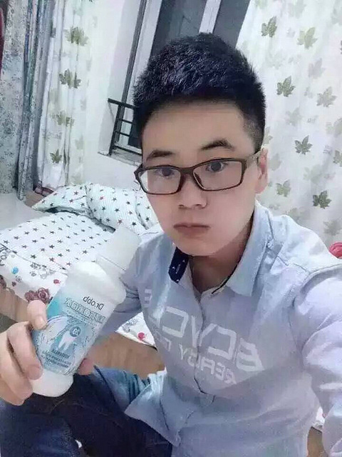 这漱口水真强,用了几天牙结石就掉了。