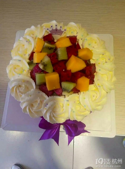 亲们,米妮烘焙蛋糕店感恩父亲节做活动啦,