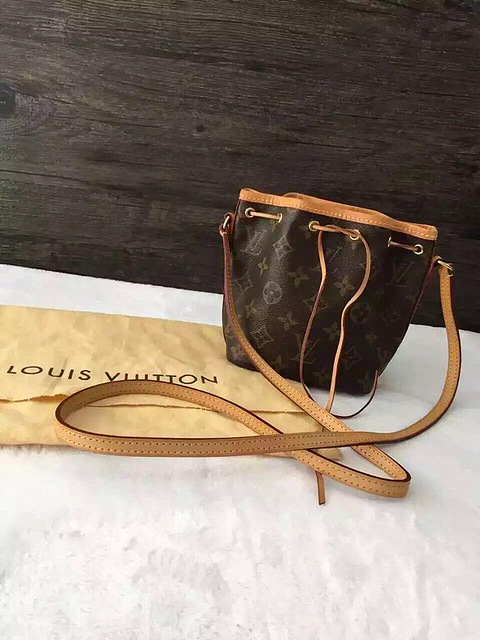 Lv 老花nano neo 水桶包 93