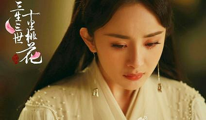 演技人气遭赵丽颖碾压,杨幂古偶剧一姐的位置