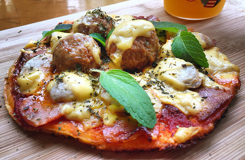 #晒披萨# 薄底 厚底不重要 关键是芝士!