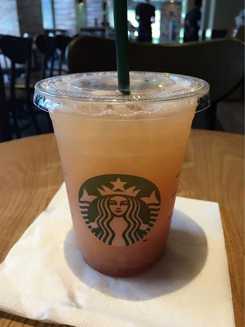 冰摇桃桃乌龙茶,清爽好喝