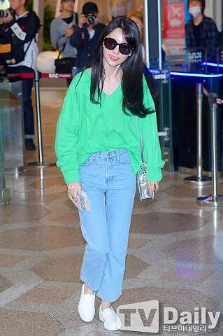 明星帝国日本举办家族演唱会 Nine Muses等低