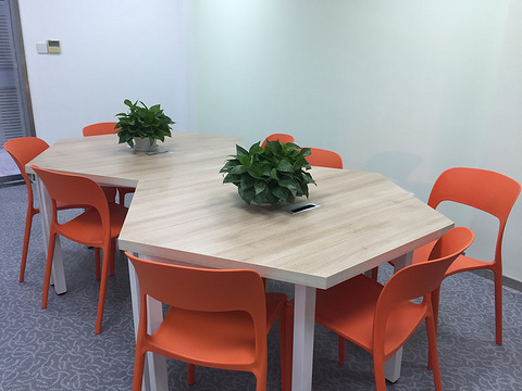 智适应教育杭州下城分校介绍_19楼手机版