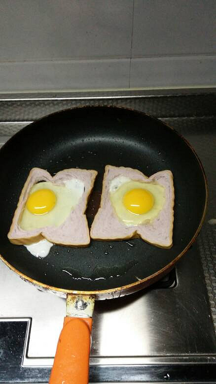 滴滴答答下了一夜的雨,断断续续做了一夜的