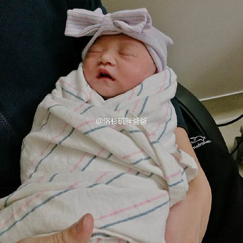 去美国生孩子安全吗?上海赴美生子妈妈在 园林