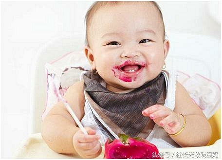 宝宝便秘吃了火龙果要好些,不知道宝宝能吃