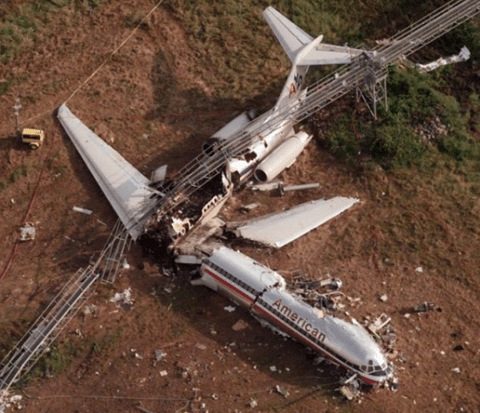 俄客机坠毁52人遇难!揭全球十大空难