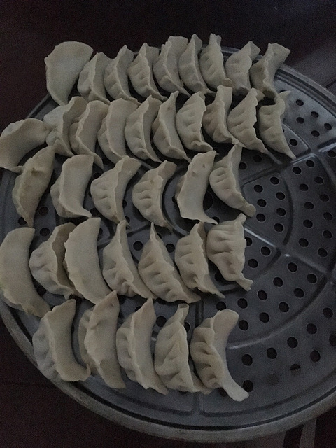 第一次吃 丝瓜+芹菜+肉 陷的饺子