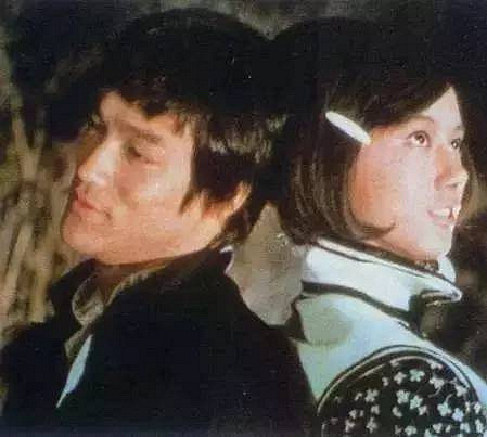 她曾与李小龙传婚外情,如今松口:不否认是他的情_19楼手机版