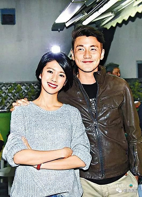 还红过一篇文"每个男人心中都有一个黄翠如" 之后洪永城还和蔡思贝传