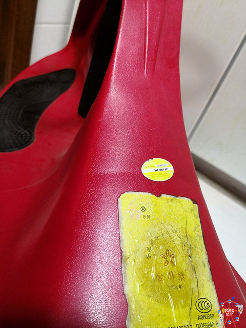 Vovo童车九成新 乐贝扭扭车