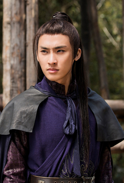 当当当当,先登场一个和谁都能搭的雷大少爷雷惊鸿.