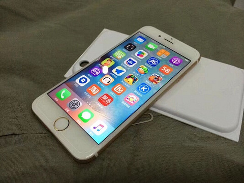 闲置个苹果6手机便宜转让,网通用的,64