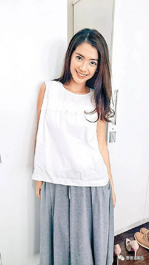 陈嘉莉被称为翻版千语,同样也是百里挑一的美女.