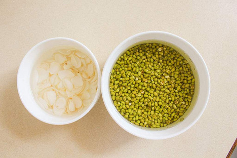 晒斑和妊娠斑的区别、脸上的黄褐斑怎么消除掉