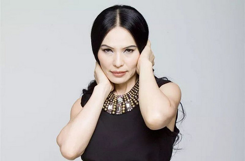 渣女要洗白?出轨被当场捉奸,怀胎8月被拿刀威胁