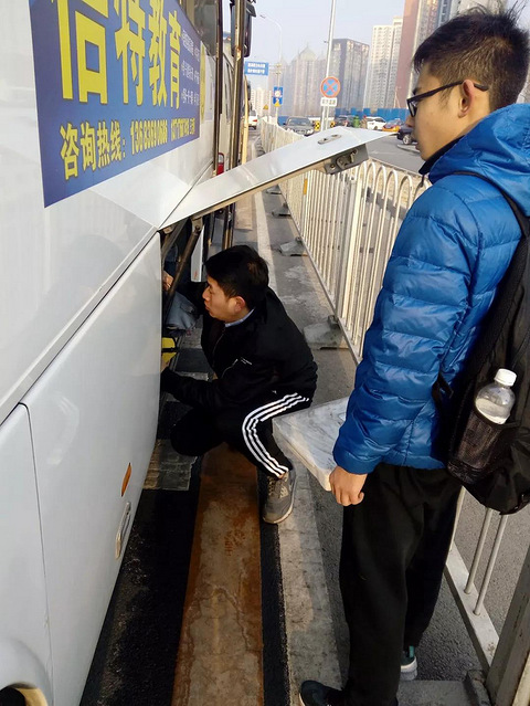 北京壹加壹画室 | 校考路上,陪你同行!