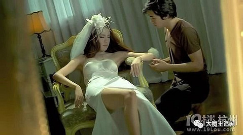 鬼三惊:是谁掀开了新娘的棺材盖?