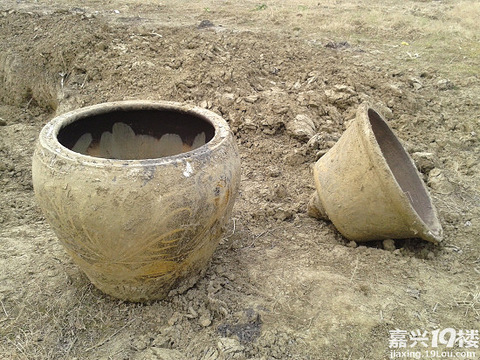 海宁出土的这口大瓮就是传说中的瓮棺 讲空头 嘉兴19楼手机版