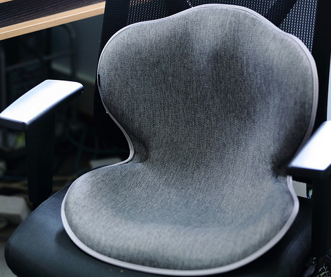 矫正圆肩驼背假胯宽:越坐越不舒服?那就对了