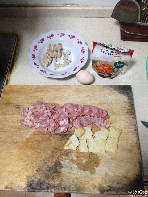 肉食动物的选择 香肠培根泡菜炒饭 宁波美食 宁波19楼手机版