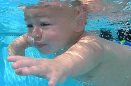 134个孩子游泳后发烧38℃以上 你害怕吗?