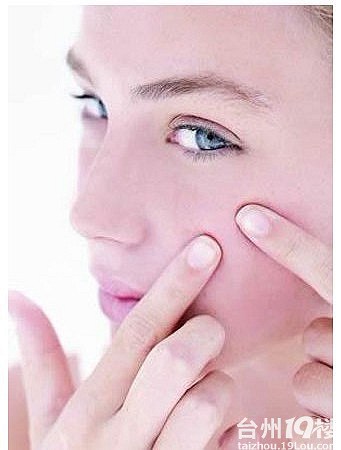 脸上长痘痘怎么快速去除 自制祛痘面膜大全