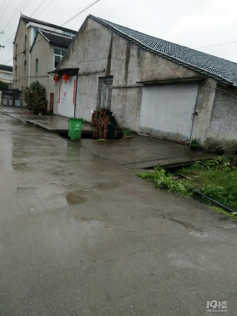 村干部拉帮结伙不作为,利用权利钱交易。带头