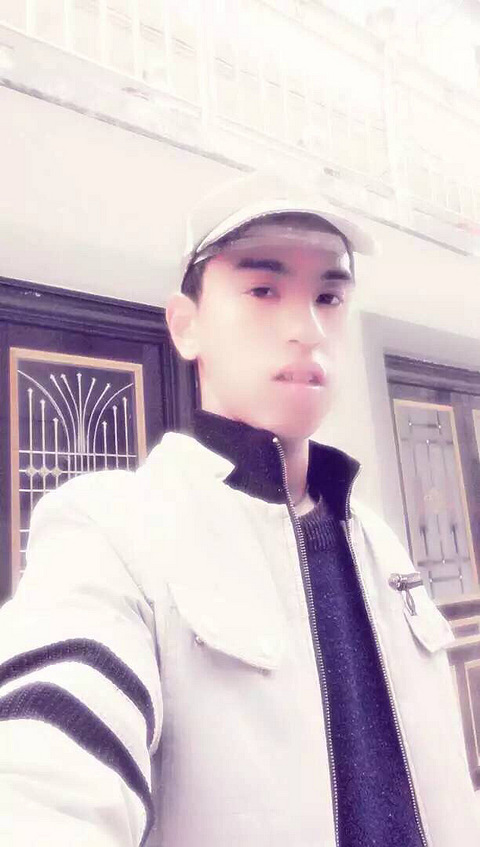 本人男,92年,身高175,体重56㎏,国企员工。爱旅