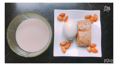 【吃货在台州】红枣芝麻豆浆+火龙果馒头+豆