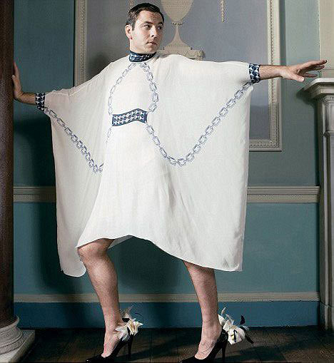 探索梦境奥秘，梦见一个男人穿女装背后的深层含义