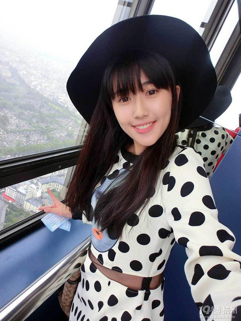 高清人大校花康逸琨甜美可人惹人爱